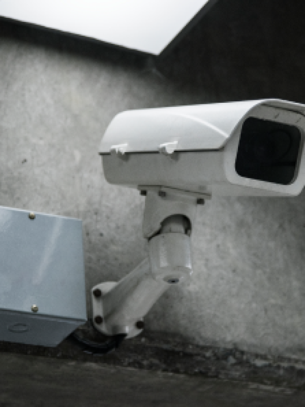 closeup-cctv-camera-wall (1)